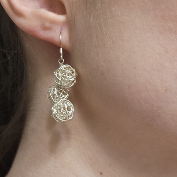 Silver Wire Knot Earrings - Picture 2 of 3